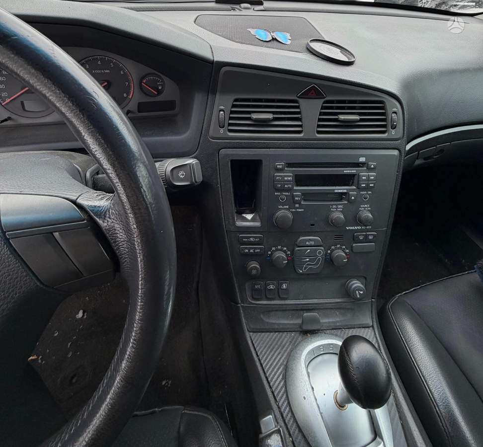 Volvo S60, 2.4 l., Седан