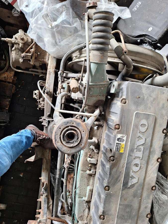 Volvo D12A 380 AG, тягачи
