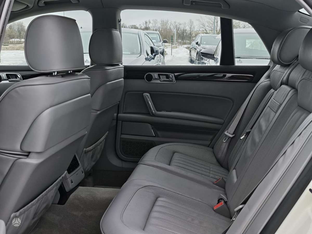 Volkswagen Phaeton, 3.0 l., Седан