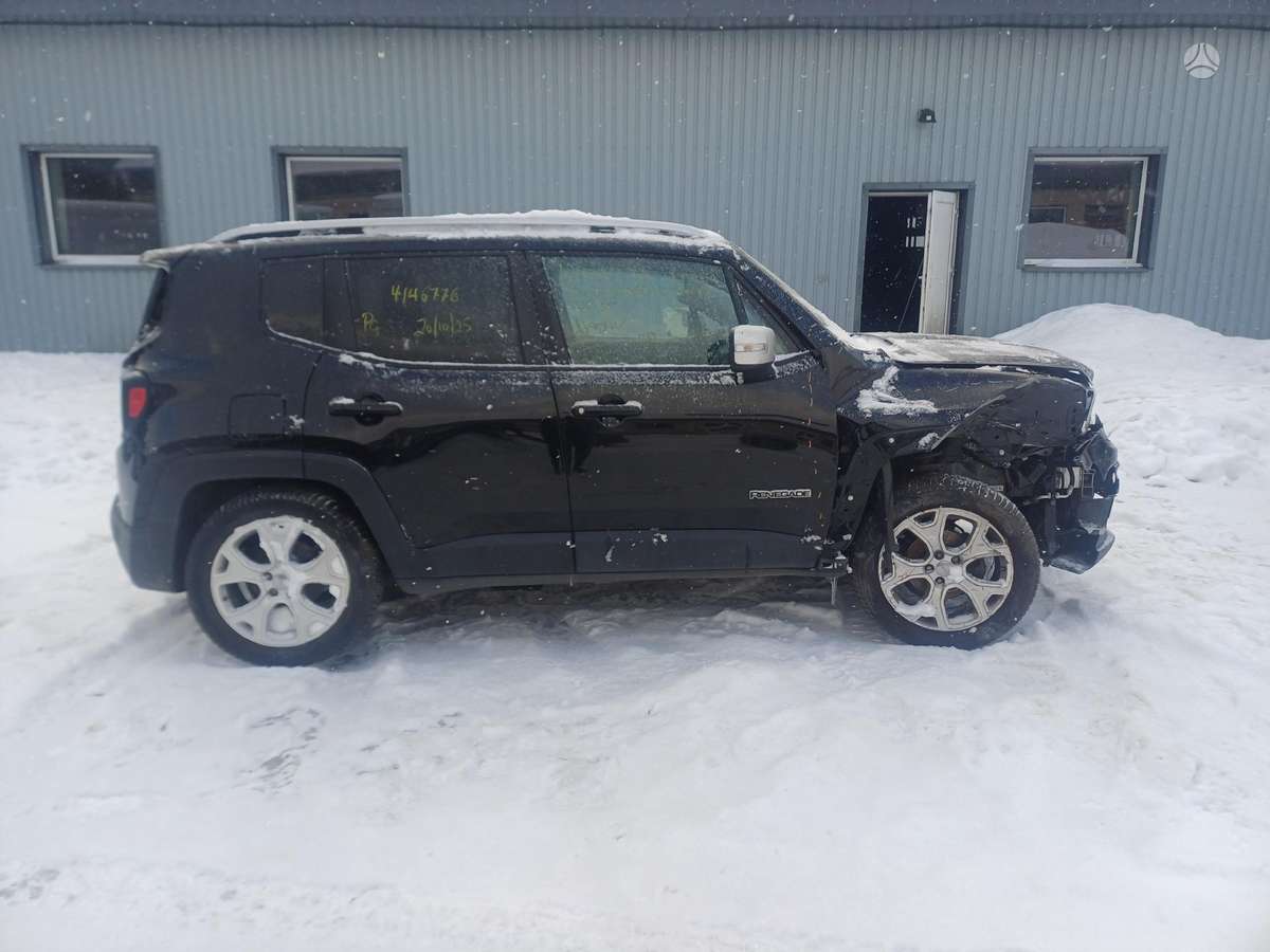 Jeep Renegade dalimis. Engine code eam 55263624 gearbox code de1 color