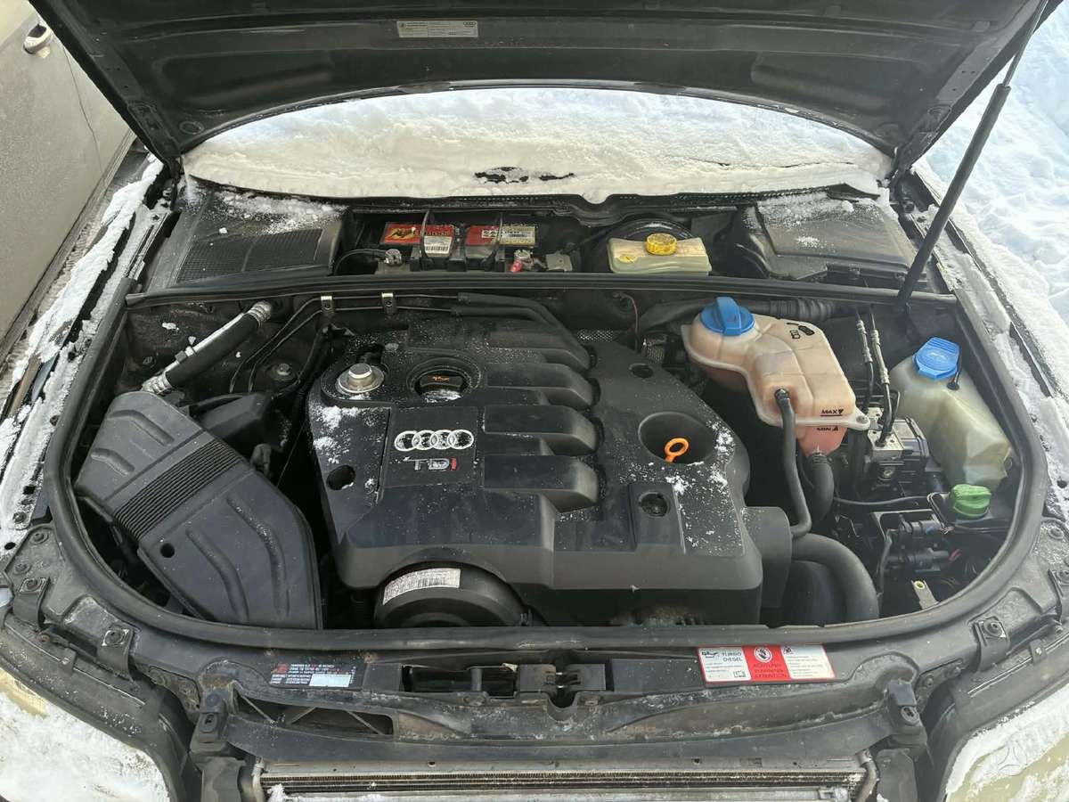 Audi A4, AVF/HCF/Y9B