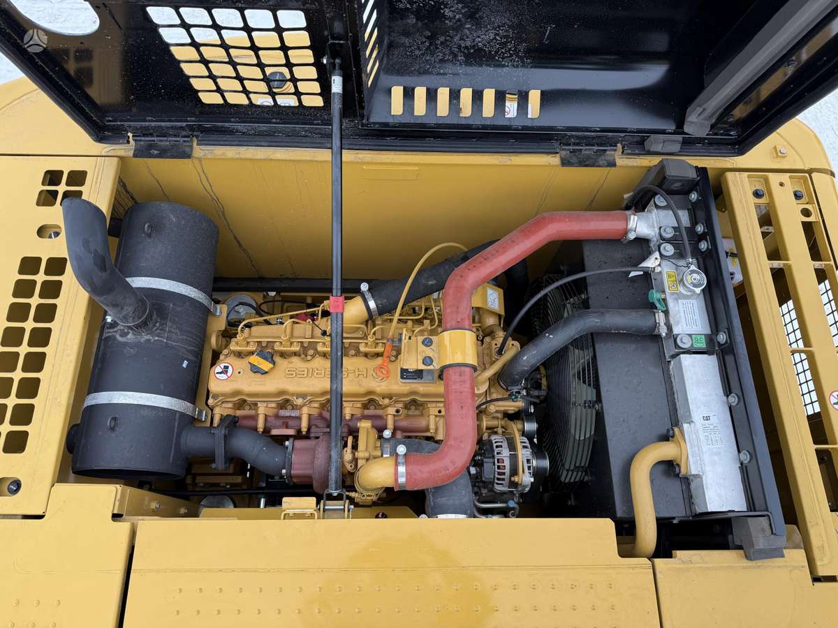 Caterpillar 320 D3 GC , 6 m/h, экскаваторы