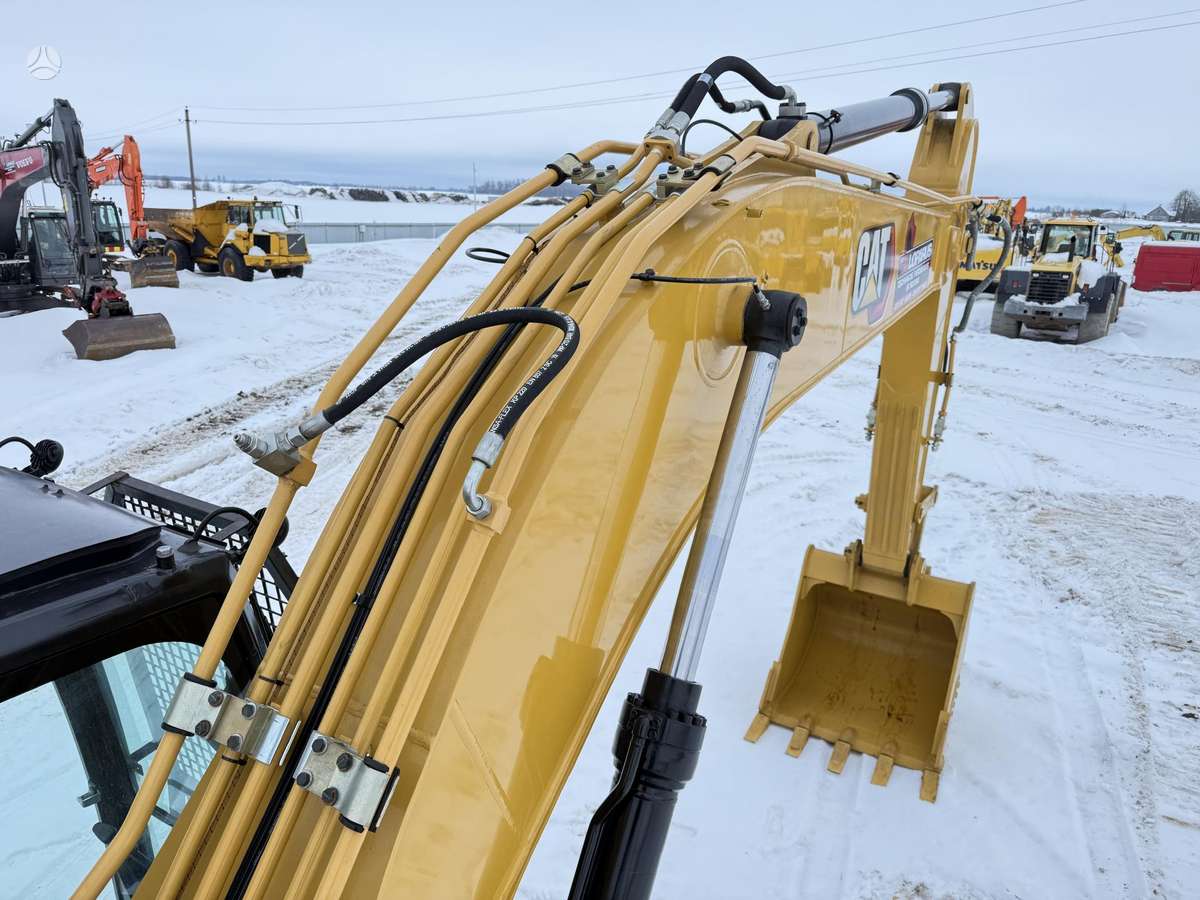Caterpillar 320 D3 GC , 6 m/h, экскаваторы
