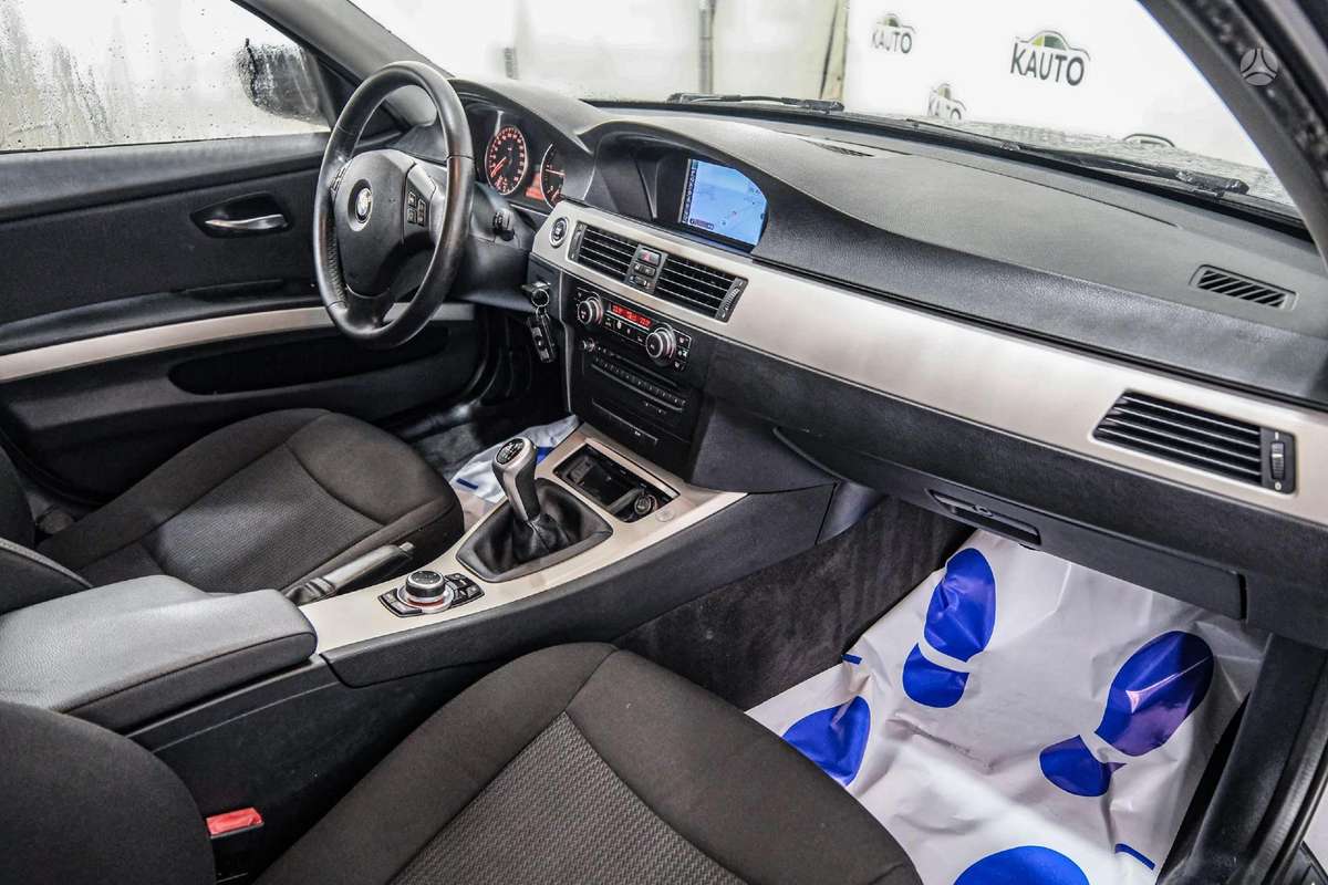 BMW 320, 2.0 l., Седан