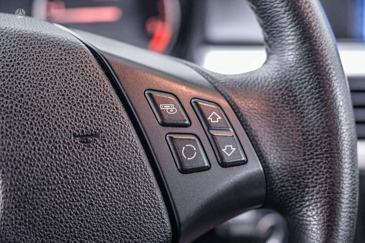 BMW 320, 2.0 l., Седан