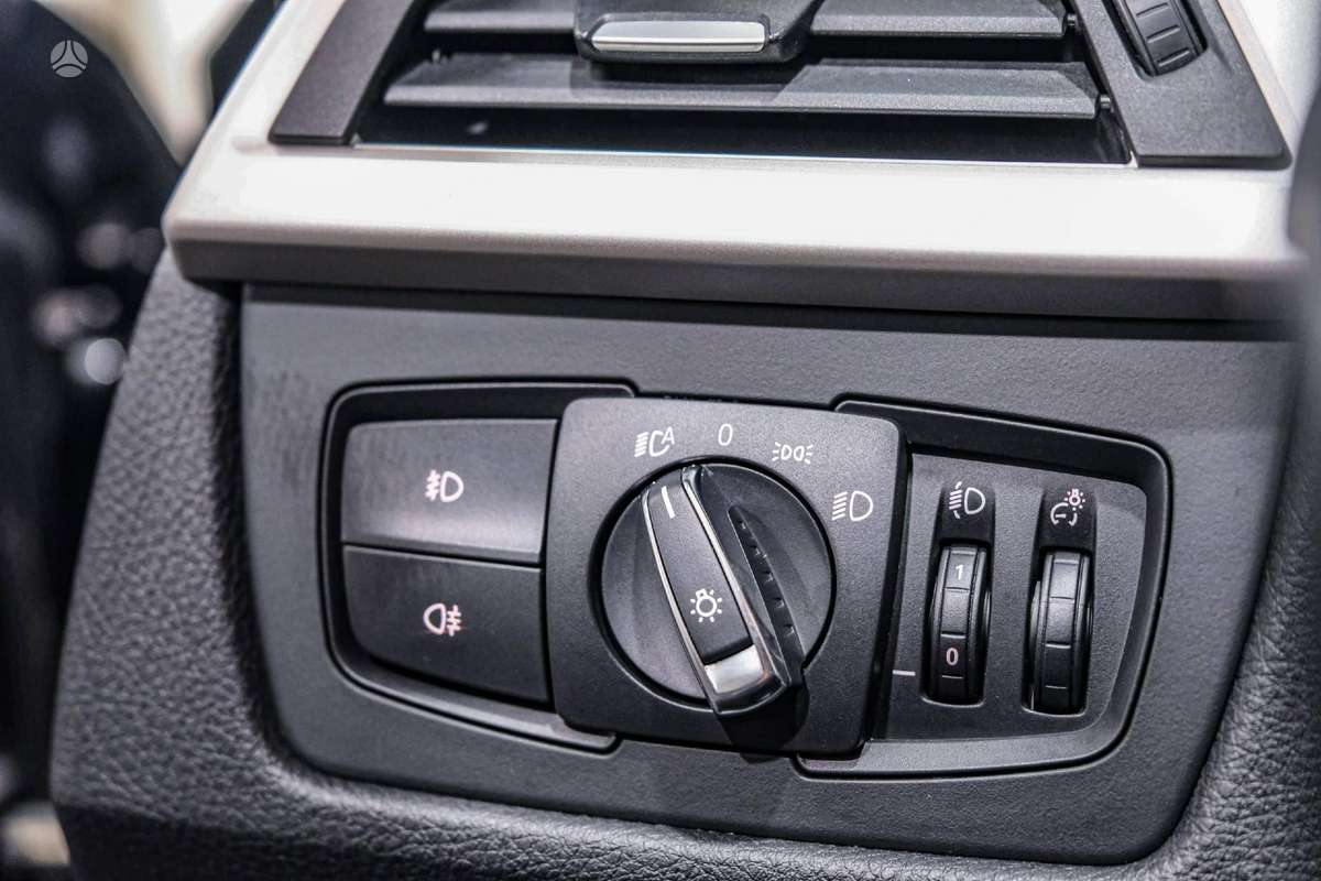 BMW 320, 2.0 l., universalas