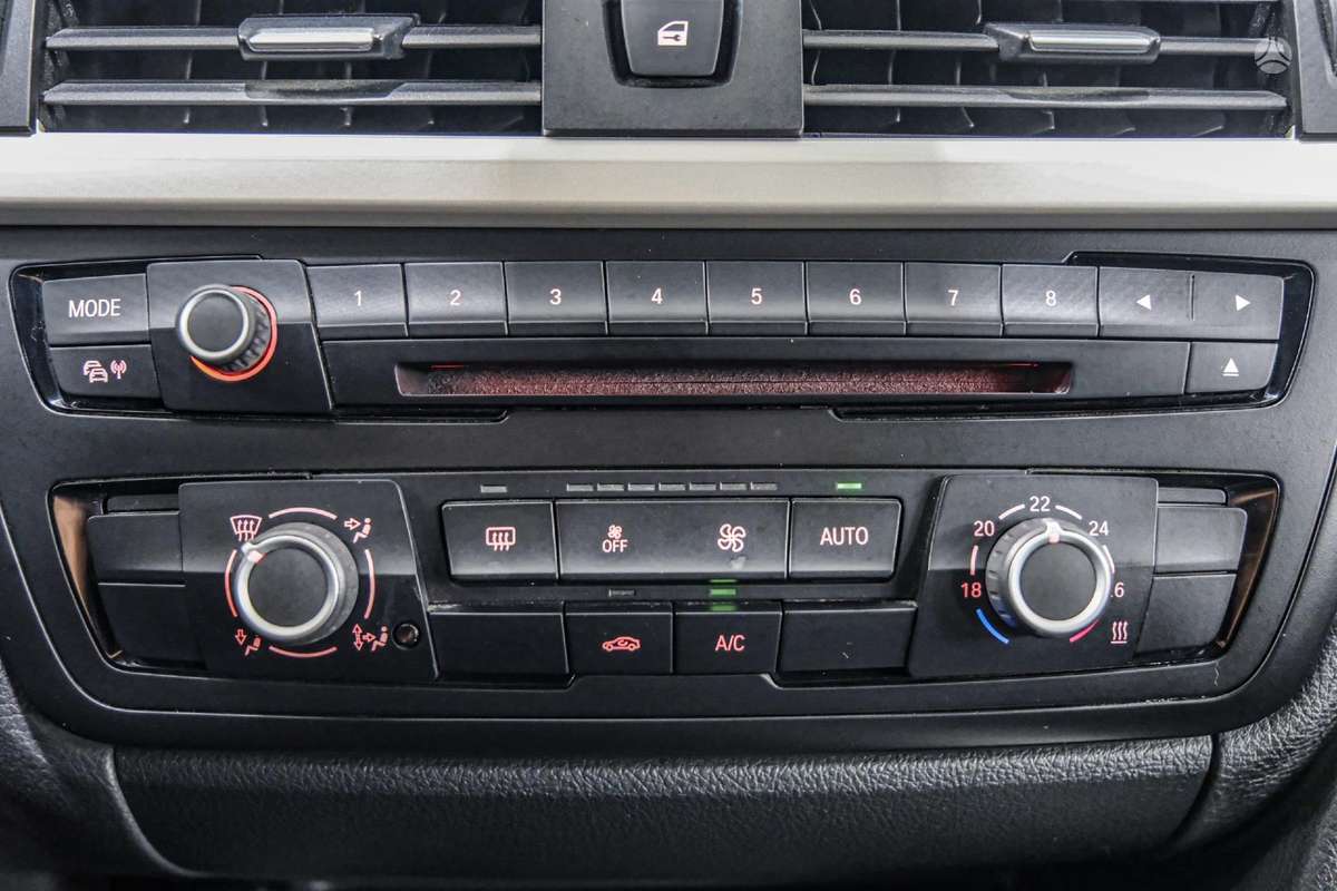 BMW 320, 2.0 l., universalas