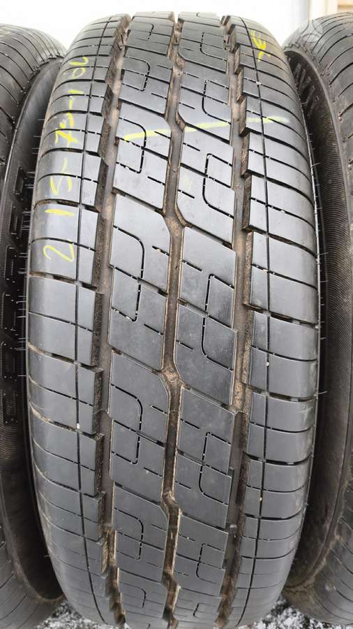 Cooper Avon av11, summer 215/75 R16