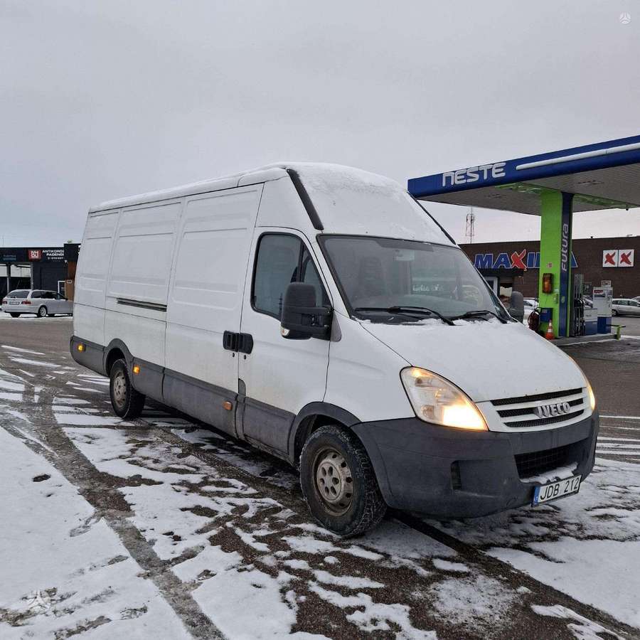 Iveco Daily, preču