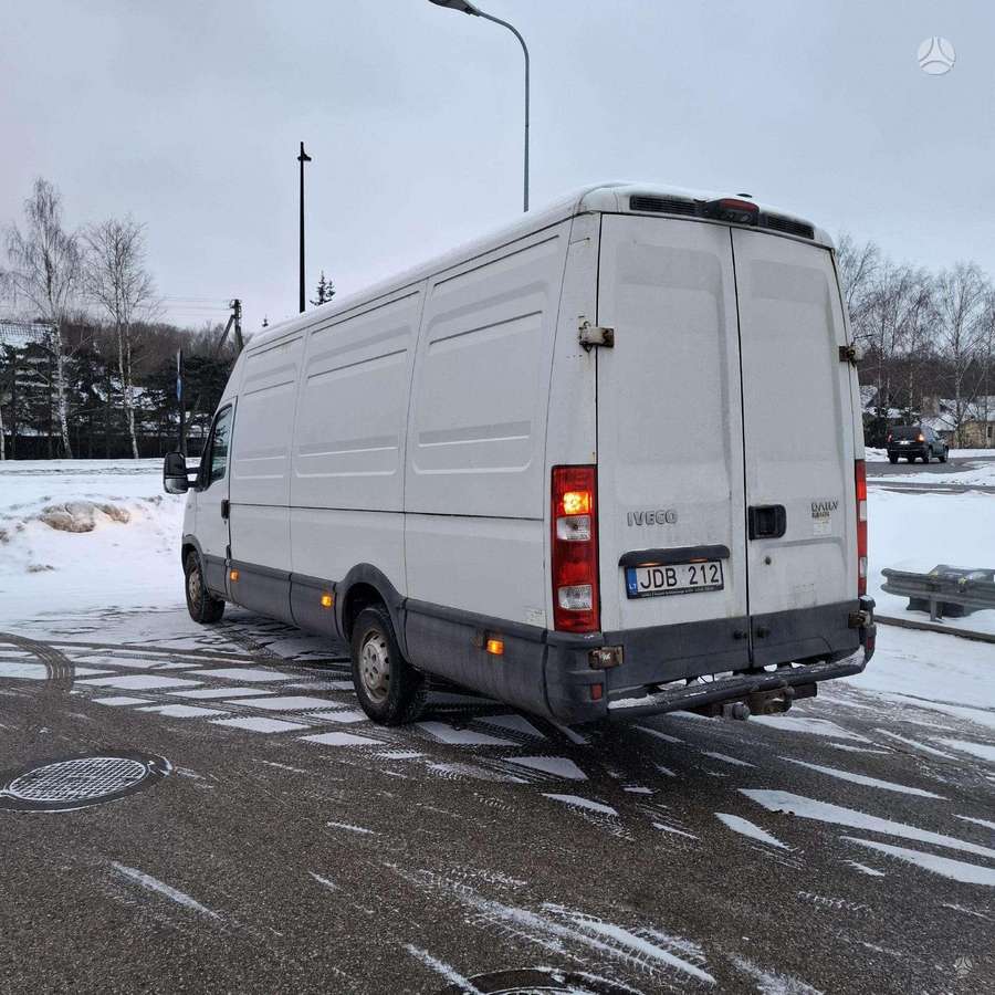 Iveco Daily, preču