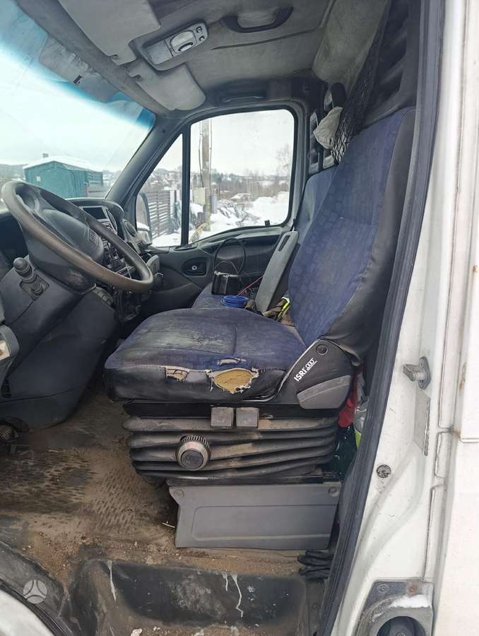 Iveco Daily, cargo vans