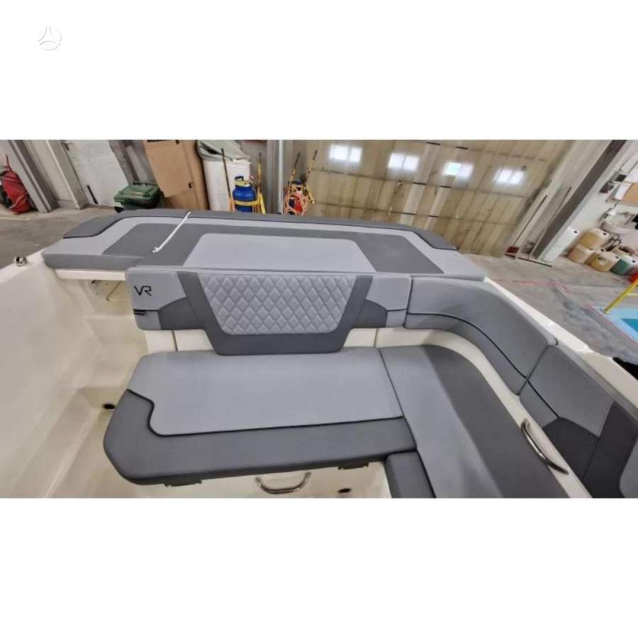 BAYLINER VR5 COE, yachts / cruisers