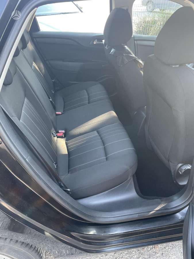 Citroen C4, 1.6 l., hatchback