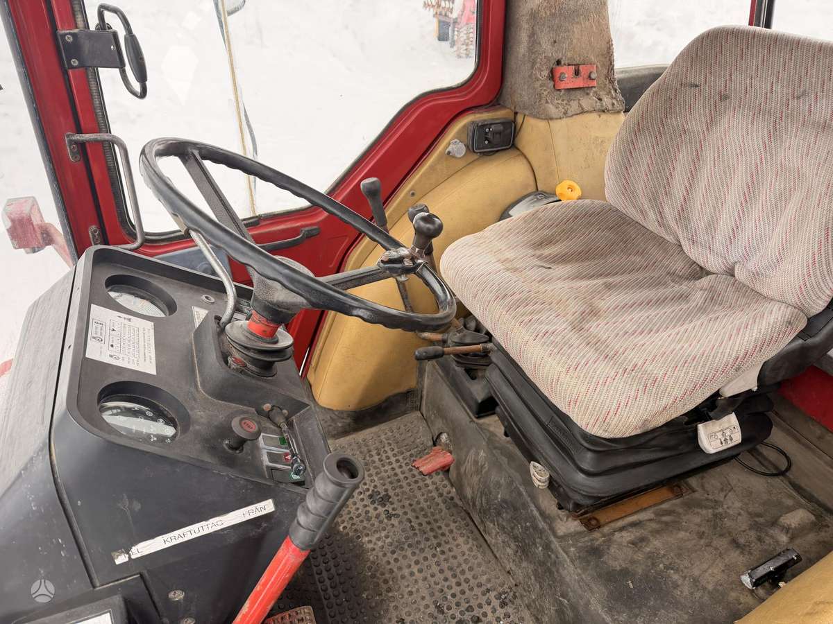 Case-IH 844, тракторы