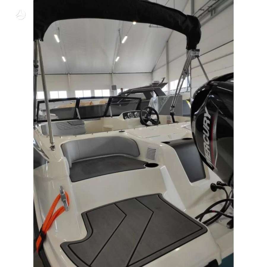 BAYLINER M17, yachts / cruisers