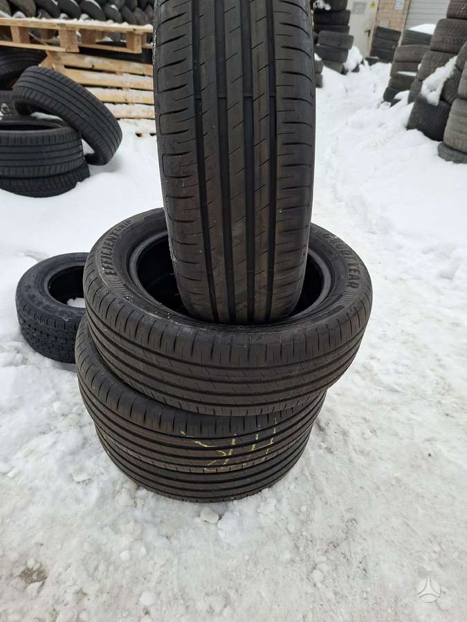 Goodyear, летние 205/55 R17
