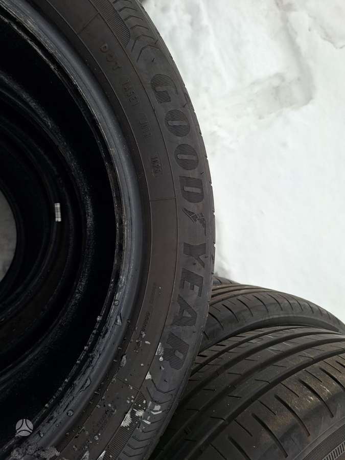Goodyear, летние 205/55 R17