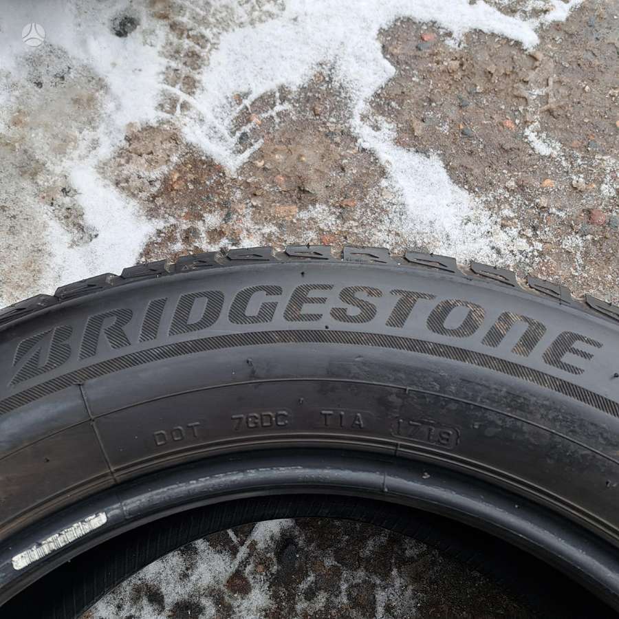 Bridgestone, winter 235/60 R18