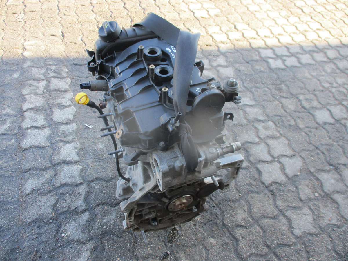 Peugeot 208 Variklis 1 2b hm01