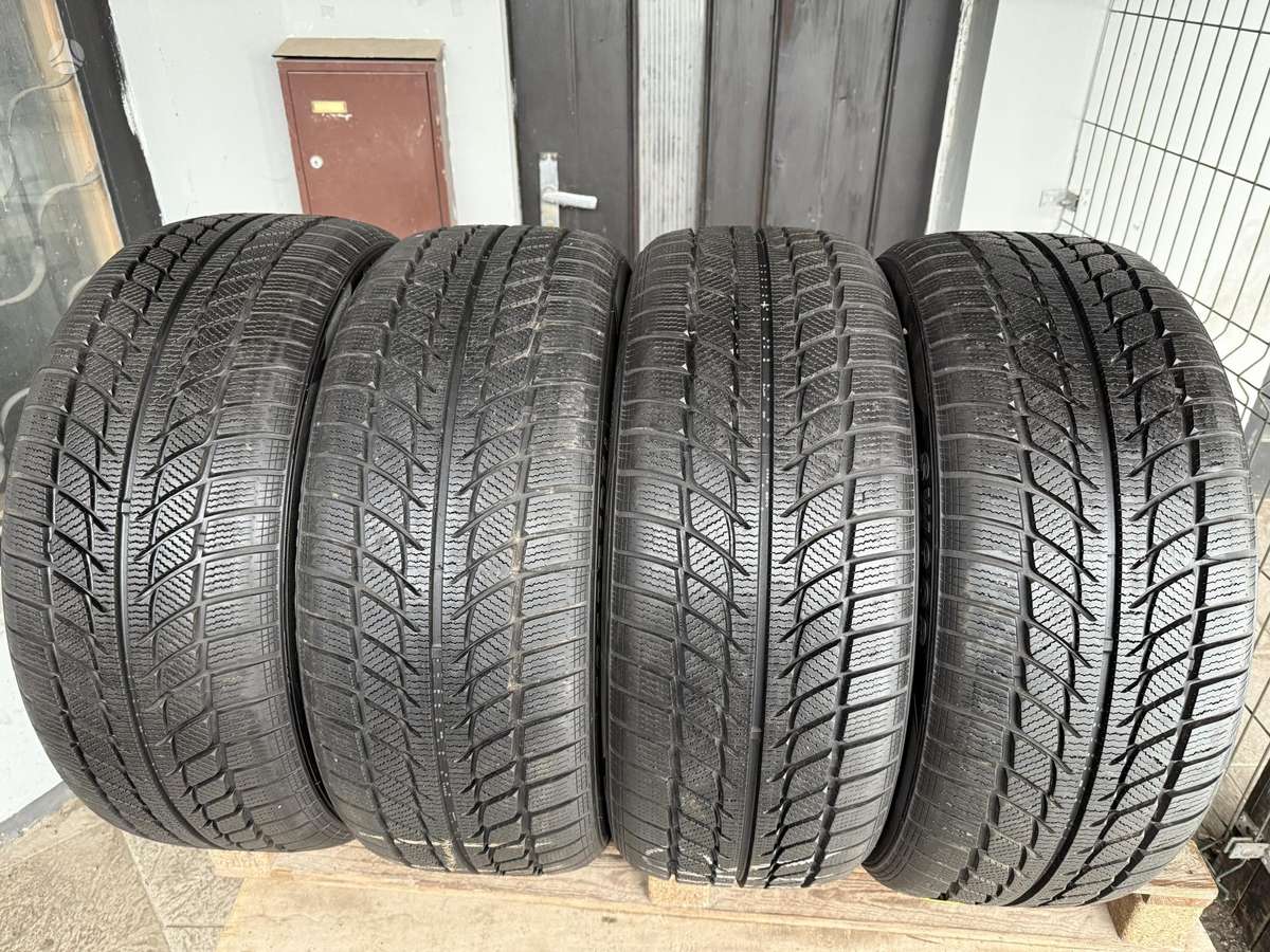 Goodride Sw608, winter 235/45 R19