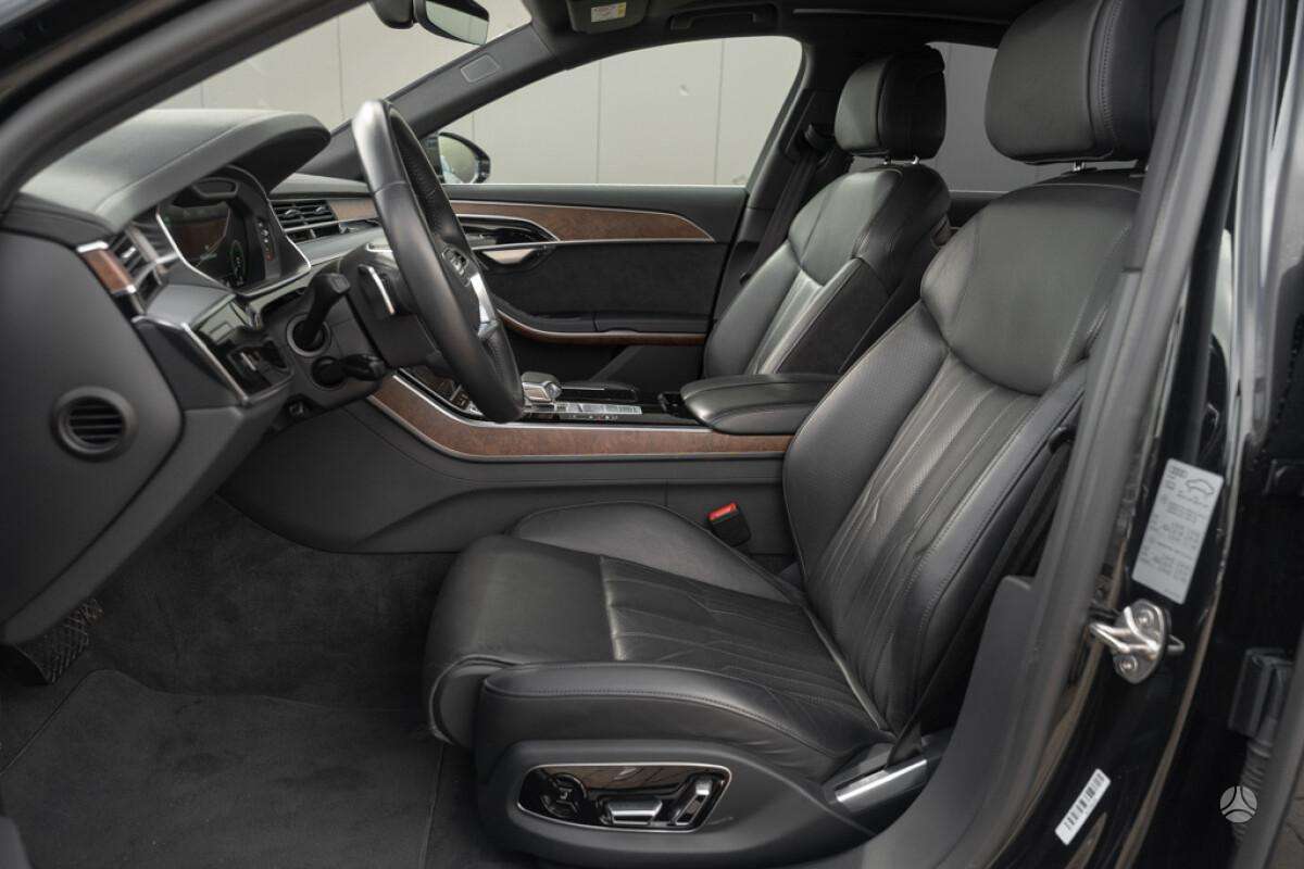 Audi A8, 3.0 l., Седан