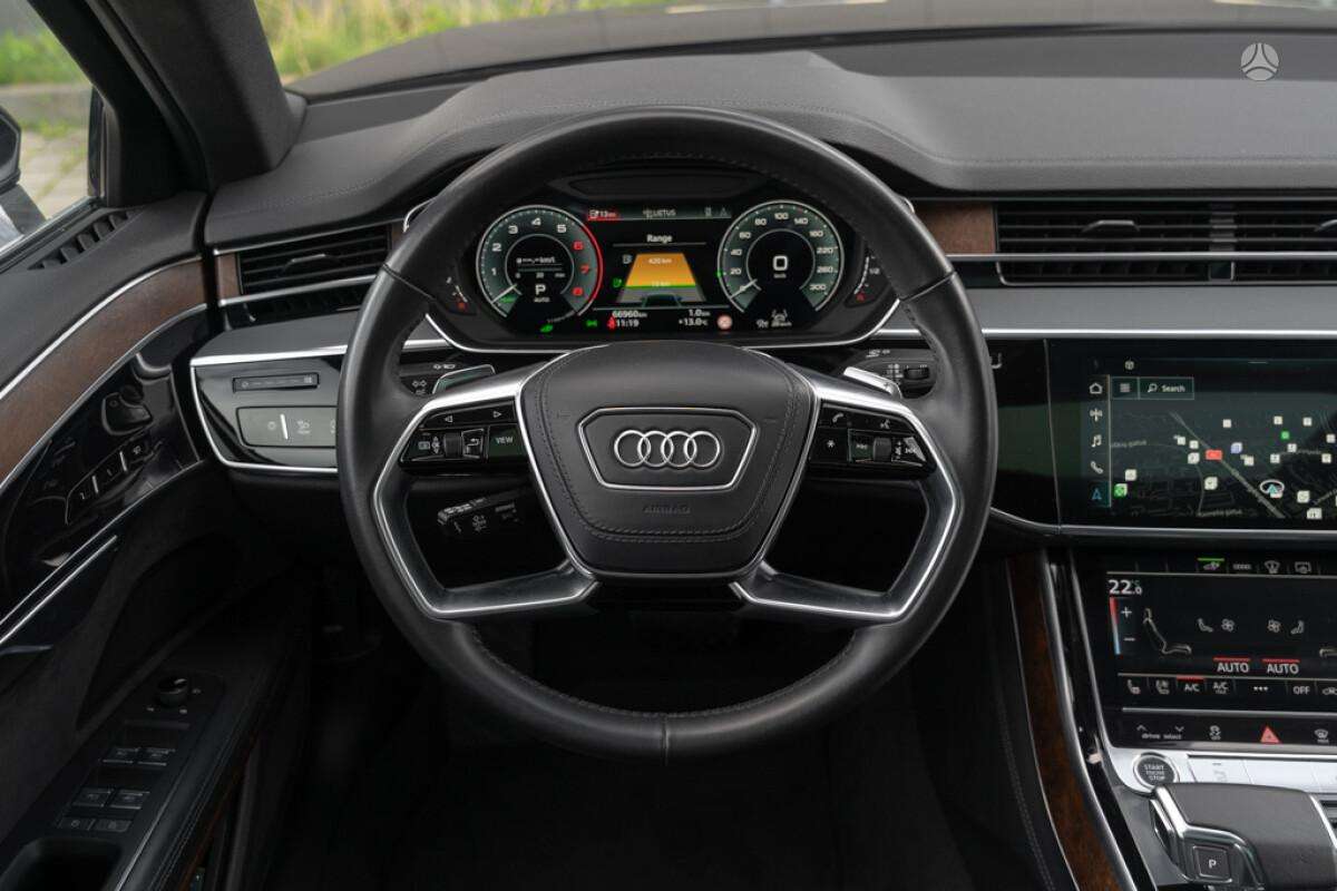 Audi A8, 3.0 l., Седан