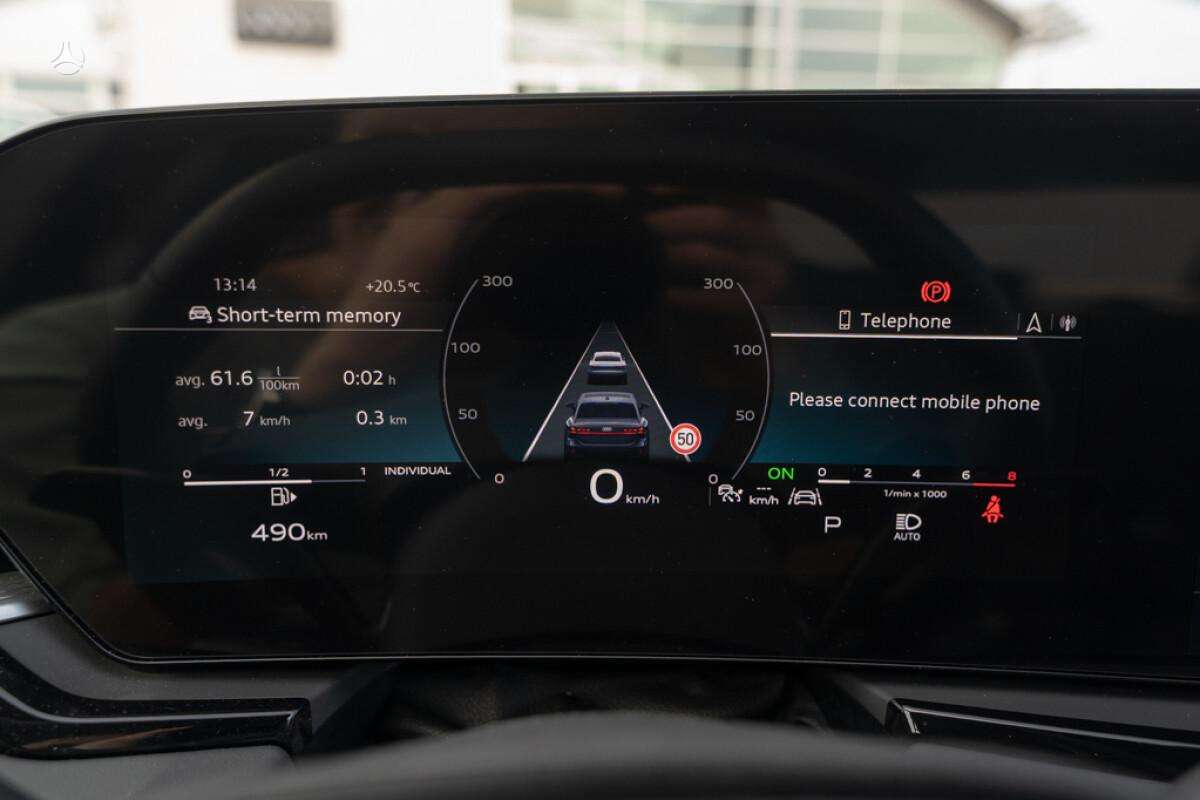 Audi A6, 2.0 l., Седан