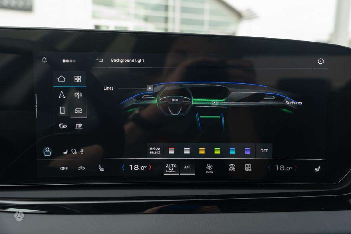 Audi A6, 2.0 l., Седан