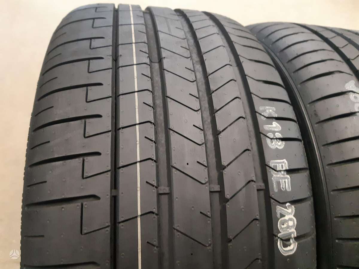 Pirelli 2026m 98% PZero, summer 275/40 R22
