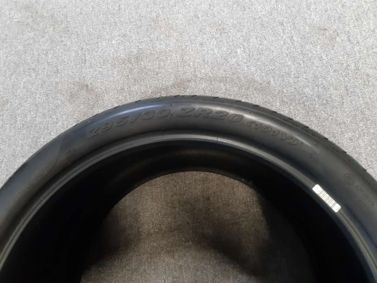Pirelli 2024m 95% PZero, summer 295/30 R20