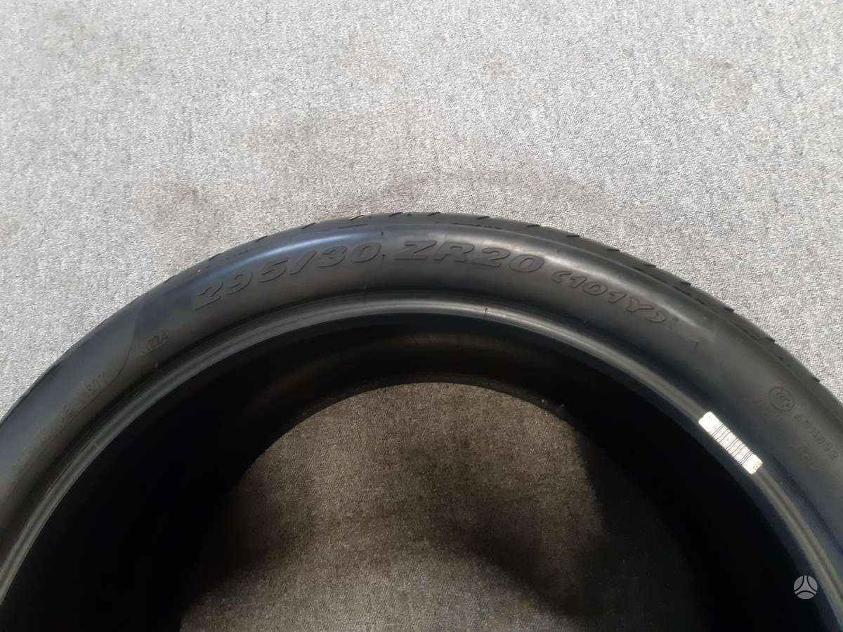 Pirelli 2024m 95% PZero, vasarinės 295/30 R20