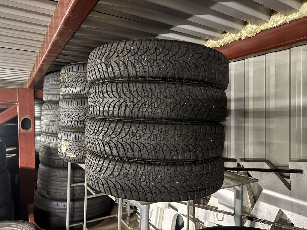 Bridgestone BLIZZAK NV | 4 VNT., winter 155/70 R19