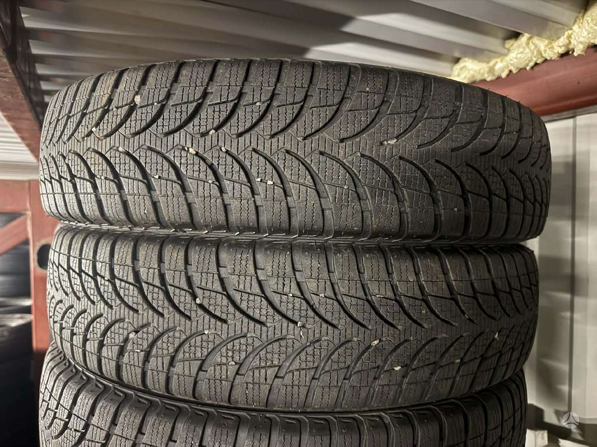 Bridgestone BLIZZAK NV | 4 VNT., winter 155/70 R19