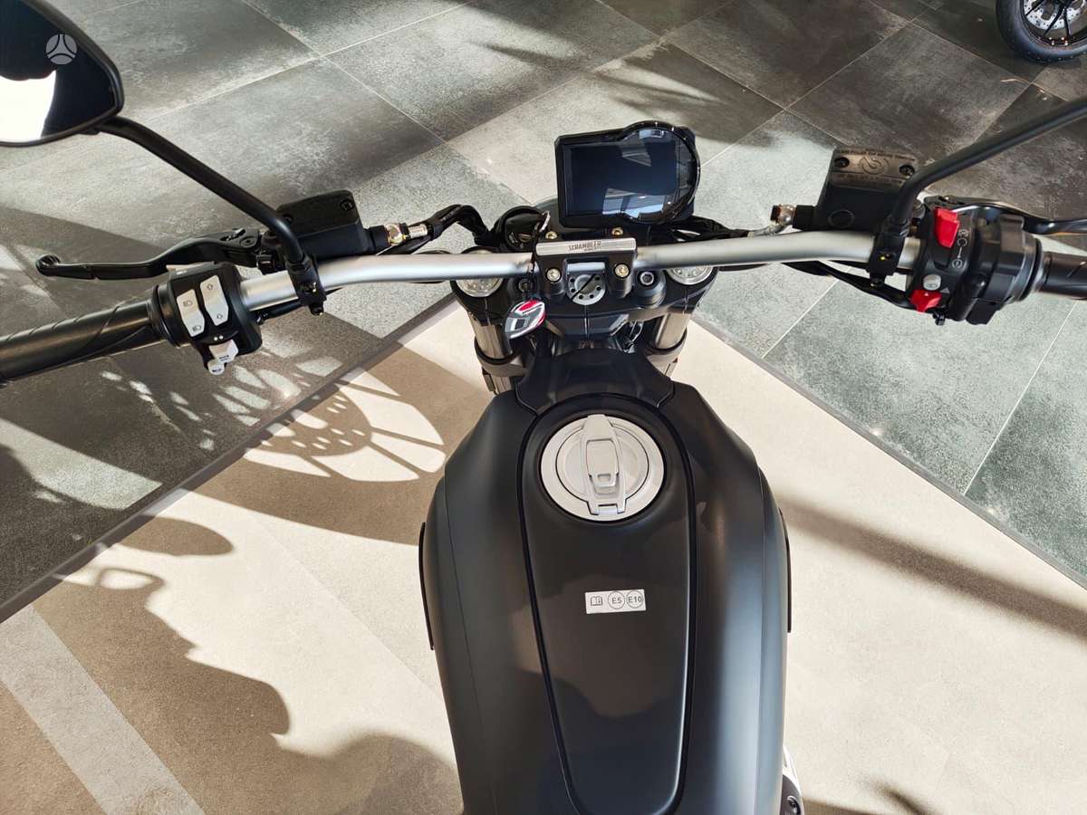 Ducati Scrambler 803cc, street / classic