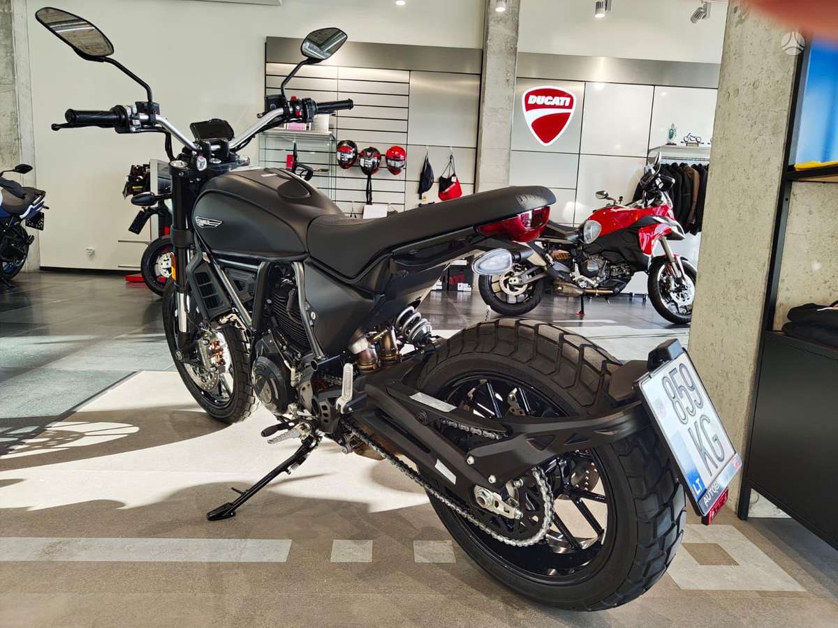 Ducati Scrambler 803cc, street / classic