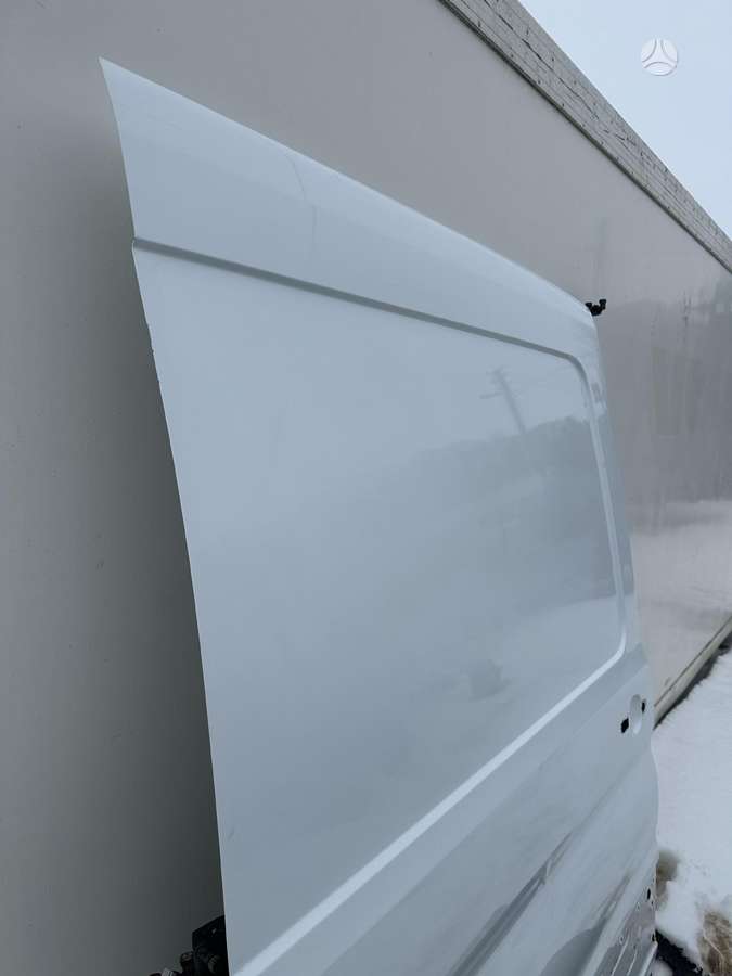 Ford Transit, preču