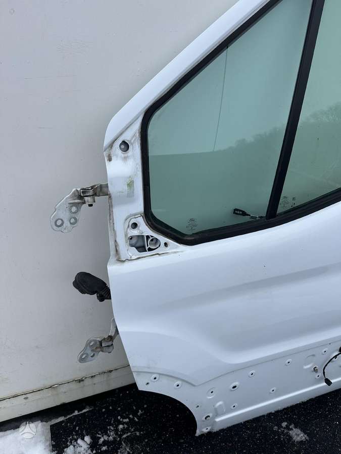Ford Transit, preču