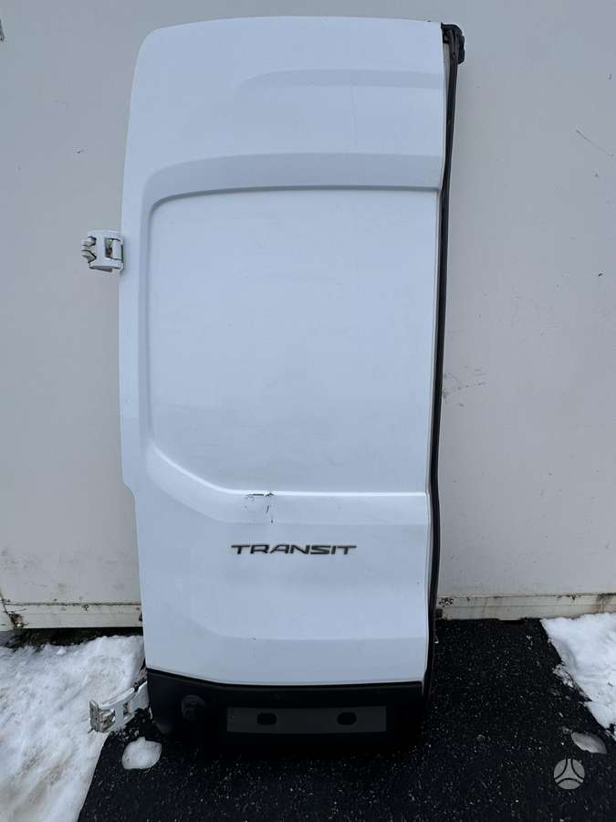 Ford Transit, preču