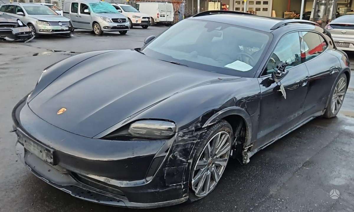 Porsche Taycan