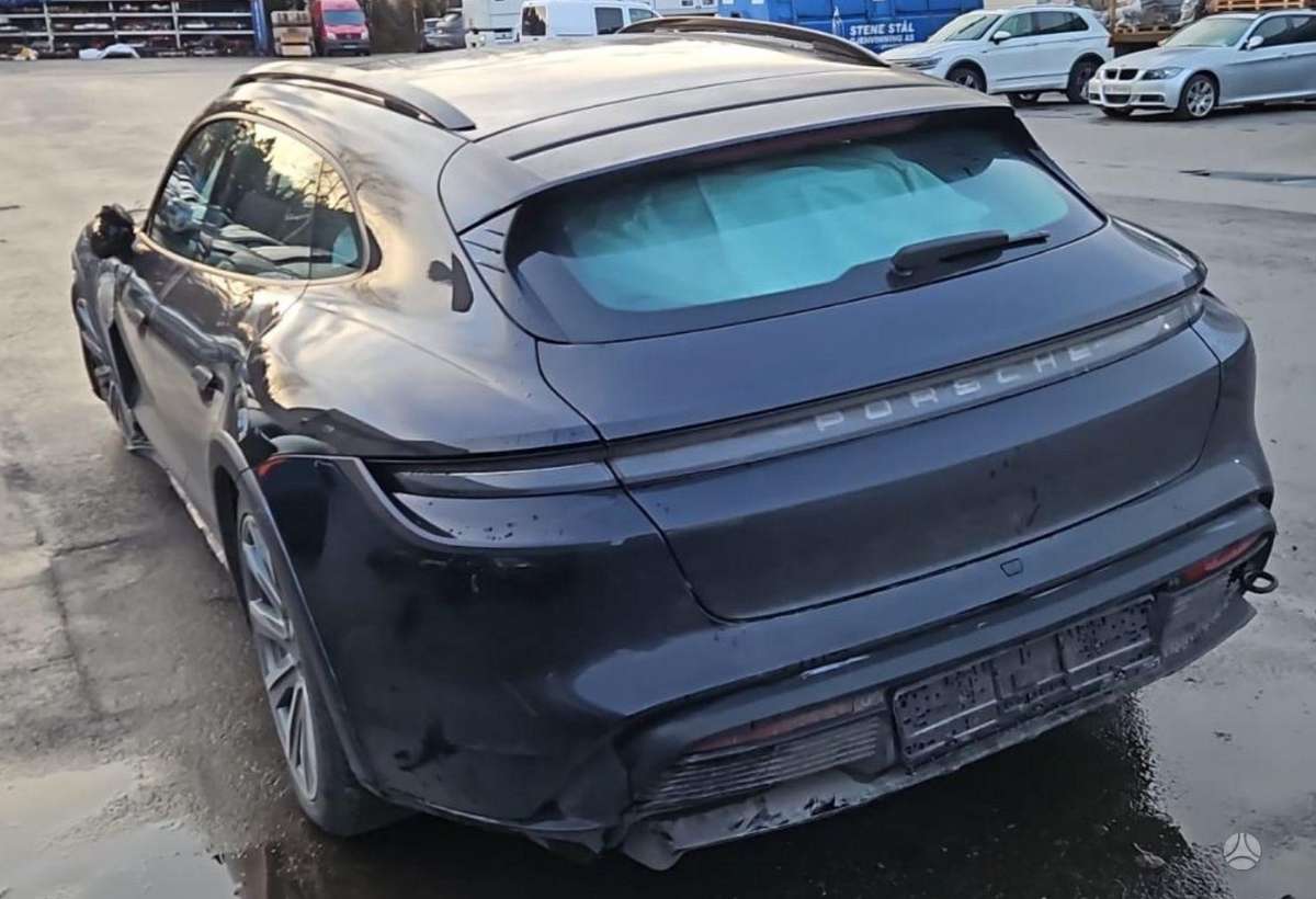 Porsche Taycan