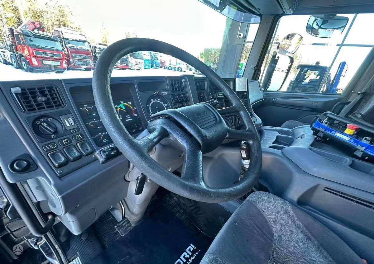 Scania P94-300, CRANE + REMOTE, crane trucks