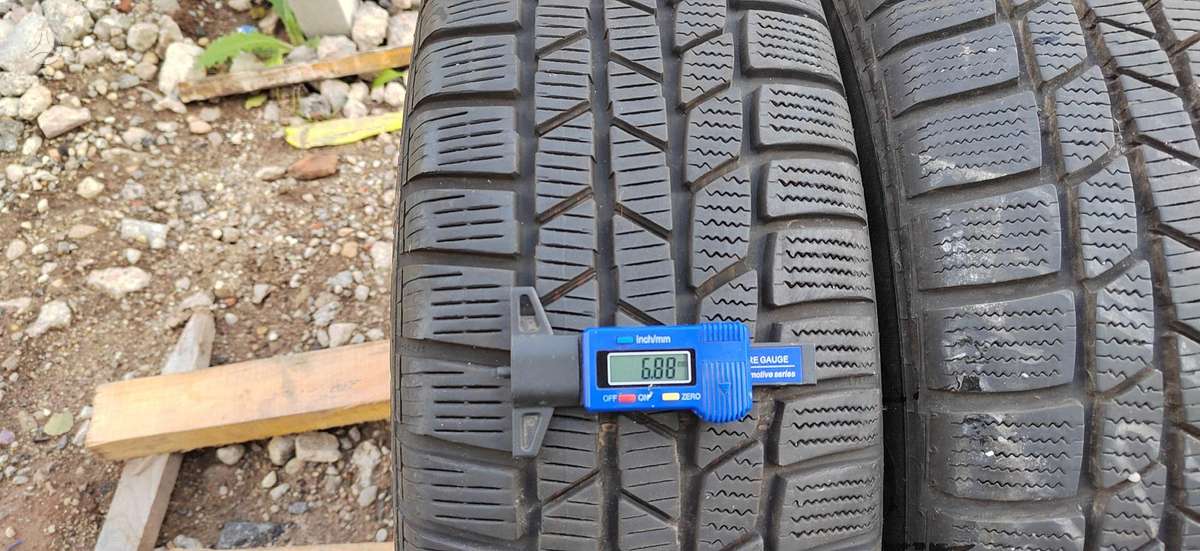 Continental TS 815, всесезонные 215/55 R17