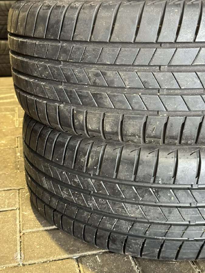 Bridgestone TURANZA T005, летние 225/40 R19