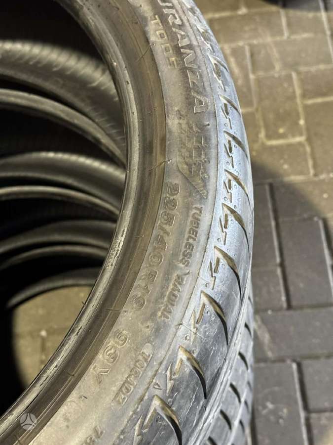 Bridgestone TURANZA T005, летние 225/40 R19