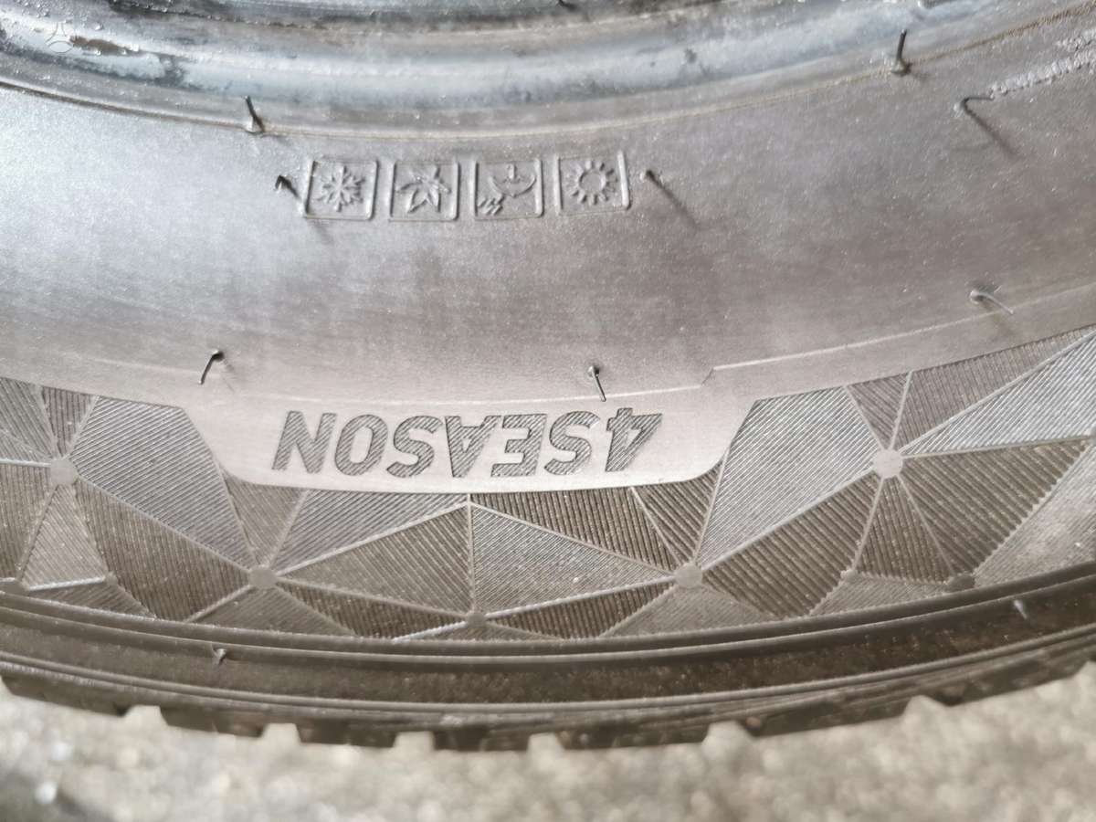 Kumho, всесезонные 235/65 R17