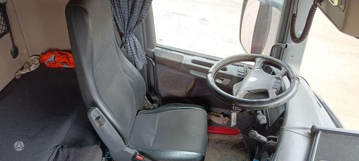 Scania R420 retarder+ parking clima, double sleeper