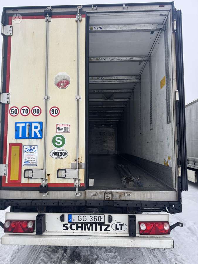 Schmitz SCB*S3B, refrigerated