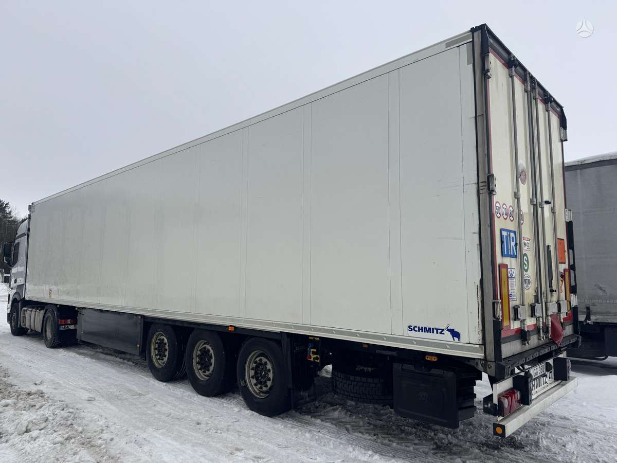 Schmitz SCB*S3B, refrigerated