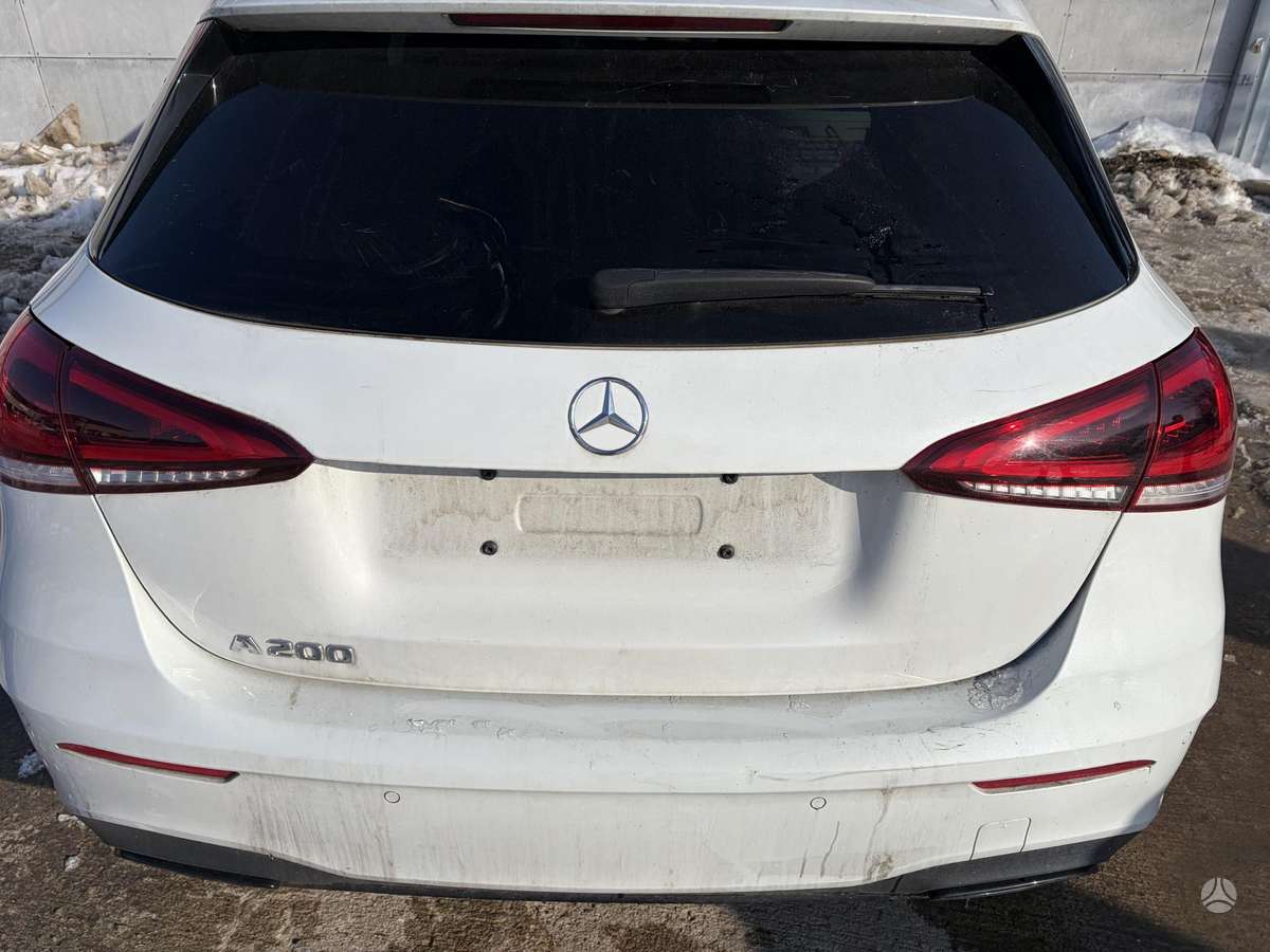 Mercedes-Benz A250 Amg apdaila
