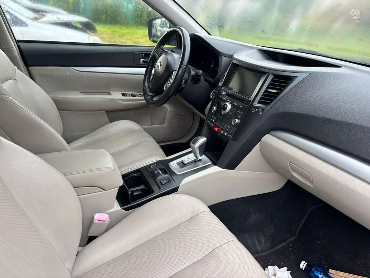 Subaru Outback, 2.0 l., universalas
